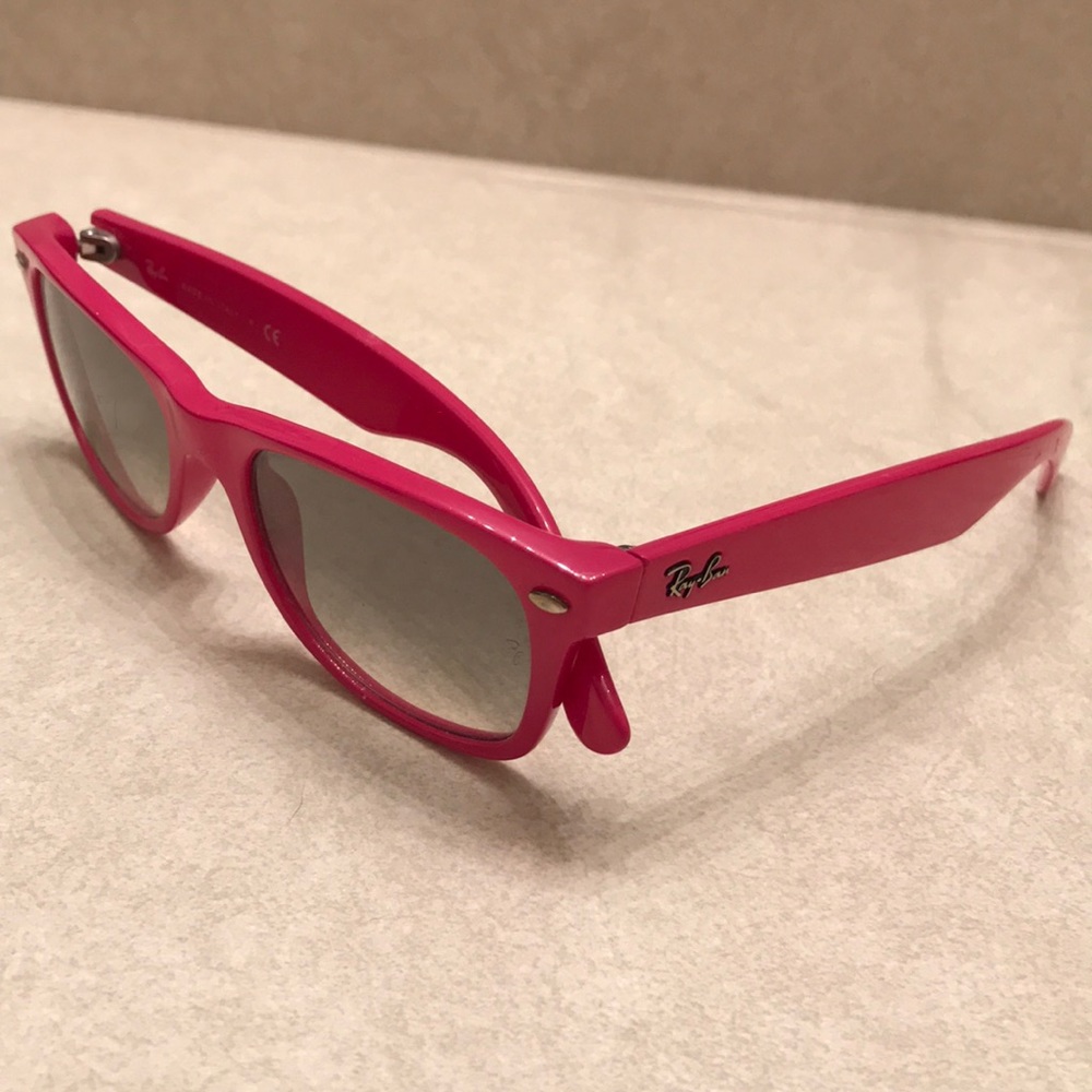 Sunglasses - Picture 2 of 3